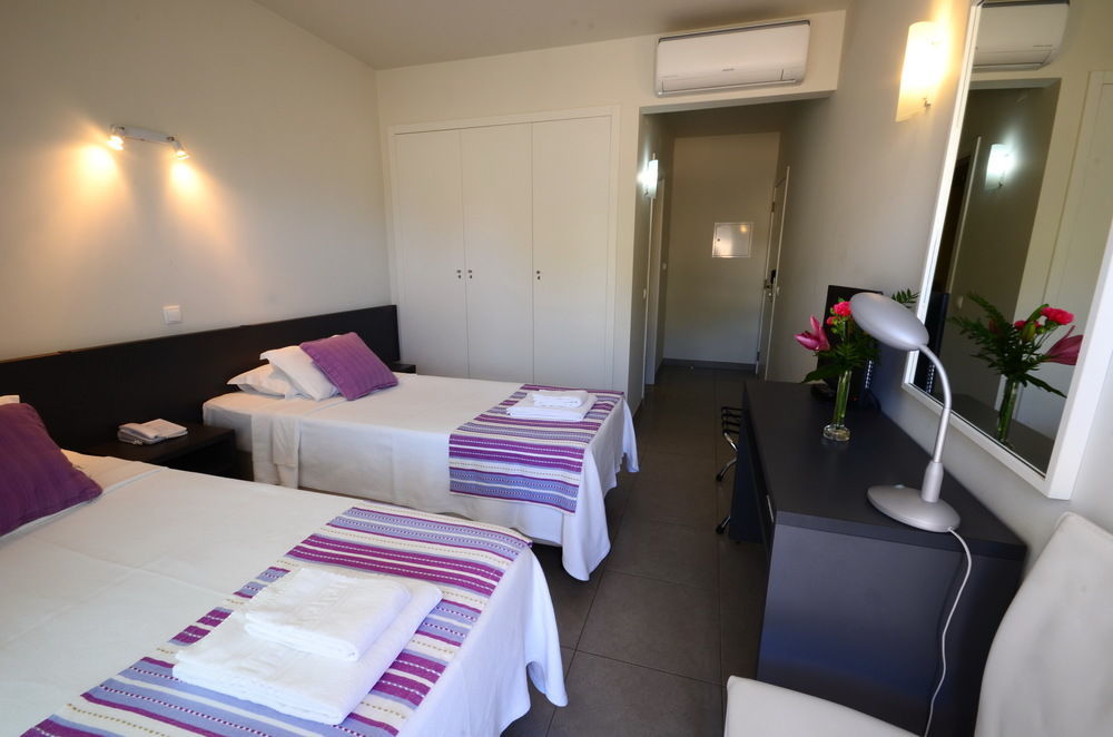 Guest House Boliqueime Eksteriør billede